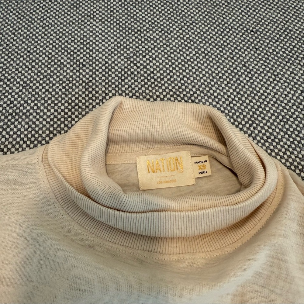 Nation LTD Sawyer Turtleneck Top size XS - Picture 6 of 9